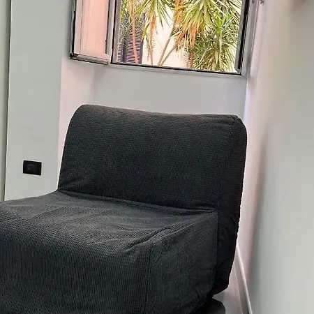 Dg Lovely Lägenhet *